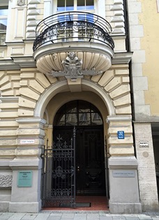 Kontakt Naturheilpraxis Lehel | Hauseingang